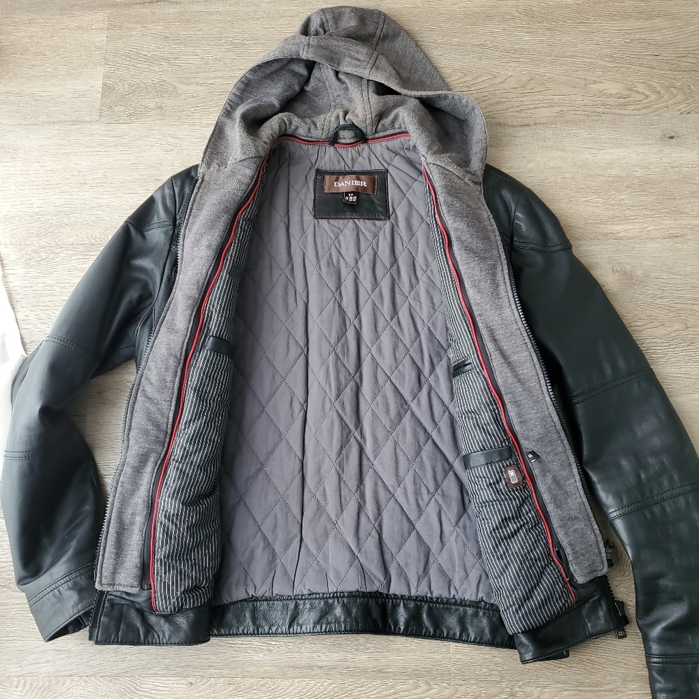 Danier leather jacket mens small